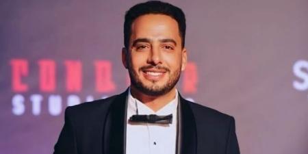 بالرقص على الخيل.. شاهد عصام لسقا يشوق الجمهور لـ «ريستارت» - الكويت الاخباري