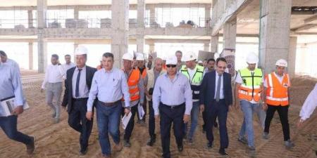وزير الصناعة والنقل يتفقد الخط الثاني للقطار الكهربائي السريع في المسافة من القاهرة حتى المنيا - الكويت الاخباري