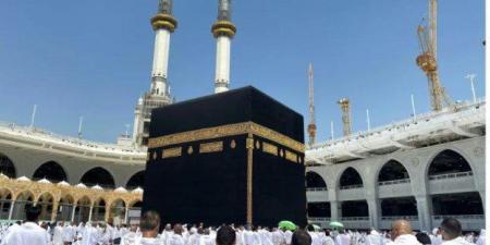 الملك سلمان يوجه باستضافة 1300 حاج من 100 دولة لأداء مناسك الحج هذا العام - الكويت الاخباري