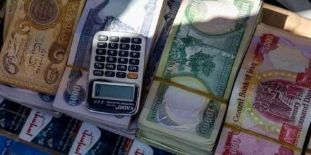 سعر صرف الدينار العراقي مقابل الدولار يواصل الارتفاع - الكويت الاخباري