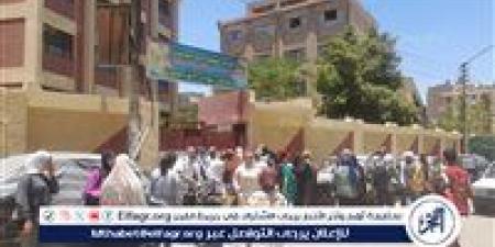 طلاب وطالبات الشهادة الإعدادية يؤدون امتحانى العلوم واللغة الإنجليزية فى أسيوط اليوم - الكويت الاخباري