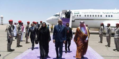 رئيسا المالديف وموريتانيا يصلان إلى المدينة المنوَّرة - الكويت الاخباري
