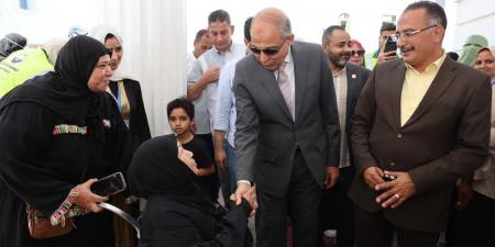 محافظ المنيا يسلم 23 جهاز عروسة للفتيات المقبلات على الزواج من الأولى بالرعاية - الكويت الاخباري