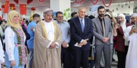 سفير سلطنة عُمان في المملكة الأردنية الهاشمية الشيخ العجيلي يرعى فعاليات ملتقى المكتبة الثقافي في جامعة فيلادلفيا - الكويت الاخباري
