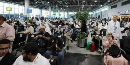 مطار القاهرة يختم موسم سفر الحجاج واستعدادات مكثفة لعودتهم الأسبوع القادم - الكويت الاخباري
