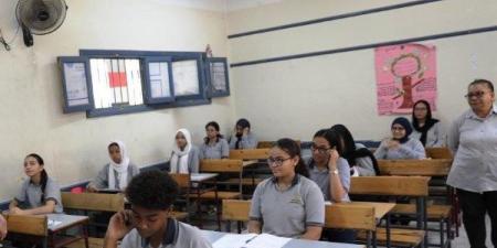 تباين آراء طلاب الشهادة الإعدادية بأسوان عقب أداؤهم امتحان العلوم - الكويت الاخباري