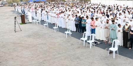 أهل الكويت يؤدون صلاة عيد الأضحى وسط أجواء روحانية مفعمة بالإيمان - الكويت الاخباري