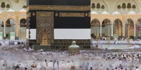 الحجاج يؤدون طواف الإفاضة في أجواء إيمانية وخدمات متكاملة - الكويت الاخباري