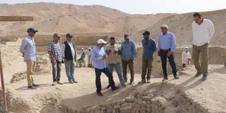 الأمين العام للمجلس الأعلى للآثار يتفقد ”المقاصير الجنوبية” بمعبد الأخ منو وأعمال الحفائر الأثرية - الكويت الاخباري