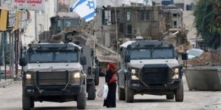 مصادر فلسطينية: الاحتلال يقتحم قرى وبلدات شمال طولكرم ويعتقل شابين - الكويت الاخباري