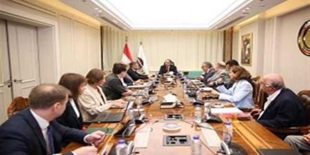 وزير قطاع الأعمال العام يبحث مع تحالف بقيادة ”روسال” الروسية سبل التعاون في مجال الألومنيوم - الكويت الاخباري