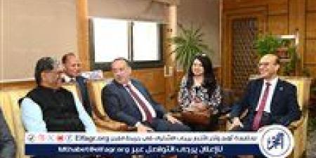 تفاصيل لقاء رئيس جامعة أسيوط مع السفير الهندي بمصر اليوم - الكويت الاخباري