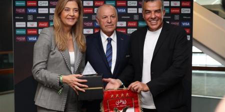 مرتجي يُجسد روح الاحترام.. تبادل دروع بين الأهلي وبالميراس قبل موقعة ميتلايف - الكويت الاخباري