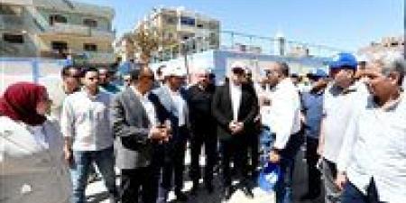 وزير الإسكان ومحافظ المنيا يتفقدان محطة معالجة صرف صحي برطباط بمركز مغاغة ضمن المبادرة الرئاسية "حياة كريمة" - الكويت الاخباري