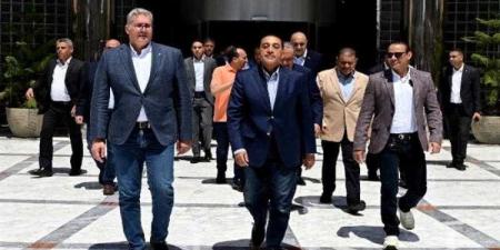 رئيس الوزراء يتابع من مركز التحكم في الشبكة القومية للغاز الطبيعي جاهزية الشبكة وتأمين الإمدادات - الكويت الاخباري