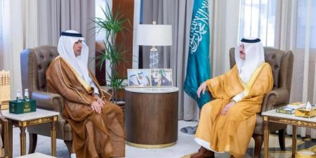 أمير الشرقية يستقبل وزير البلديات والإسكان - الكويت الاخباري