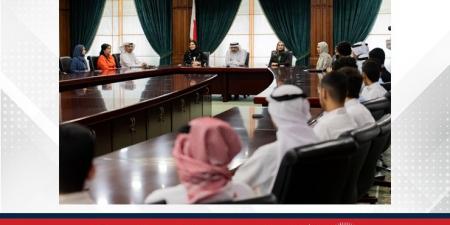 وزير التربية والتعليم يلتقي أوائل البحرين من المدارس الحكومية والخاصة الثانوية - الكويت الاخباري