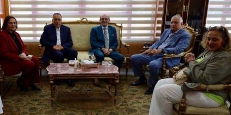 مهرجان إعلام ٦ أكتوبر للإنتاج الإعلامي يُكرم الفنان الكبير محمد صبحي - الكويت الاخباري