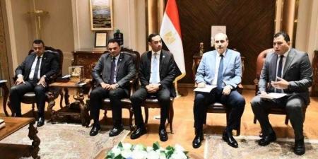 وزير الرياضة يلتقي مجموعة من المستثمرين المصريين لبحث عمل شراكة وطنية - الكويت الاخباري