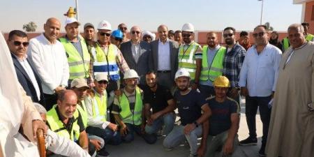 محافظ بني سويف ووزير الإسكان يتفقدان محطتي المعالجة الثنائية بطحا البيشة - الكويت الاخباري