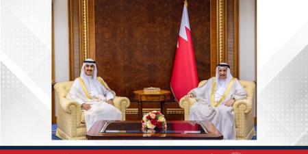 نائب رئيس مجلس الوزراء يلتقي سفير الكويت بمناسبة انتهاء فترة عمله.. ويؤكد: علاقات أخوية راسخة تجمع البحرين والكويت على امتداد تاريخ طويل من التعاون والتكامل - الكويت الاخباري