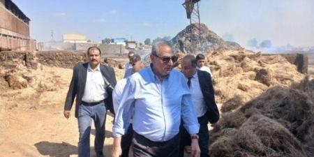 محافظ الغربية يتفقد جهود السيطرة على حريق ضخم بمصنعي كتان في شبراملس بزفتى - الكويت الاخباري