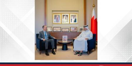 سمو الشيخ عيسى بن سلمان بن حمد آل خليفة يستقبل سفير الولايات المتحدة الأمريكية لدى مملكة البحرين - الكويت الاخباري