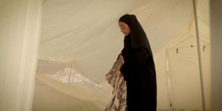 من مقيمة في الإمارات إلى مشردة في غزة.. سلوى دحلان تروي مأساة التجويع - الكويت الاخباري