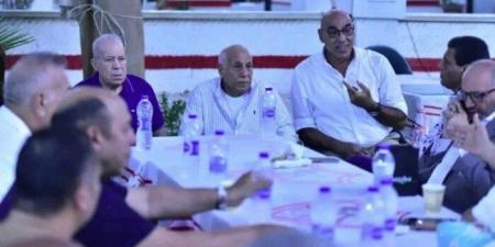 أساطير ورموز الزمالك يناشدون القيادة السياسية بإعادة النظر في قرار سحب أرض أكتوبر - الكويت الاخباري