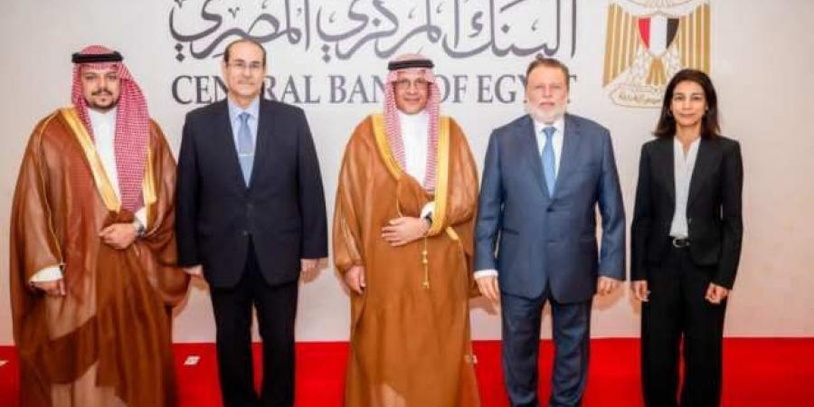 محافظ المركزي يلتقي أمين عام المجلس التنسيقي المصري السعودي لبحث أوجه التعاون - الكويت الاخباري