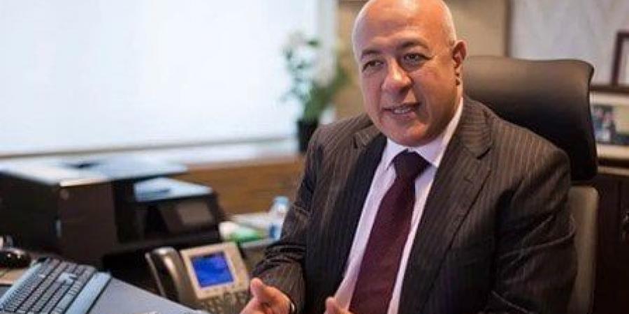 نائب رئيس البنك الأهلي: تدبير العملة الأجنبية للمستثمرين والمصنعين لم يعد صعبا - الكويت الاخباري