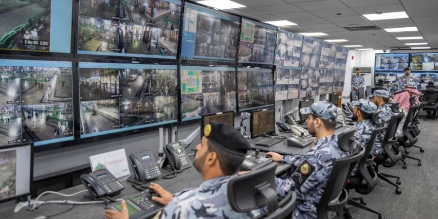 وزير الداخلية يشيد بجهود مركز عمليات أمن المسجد النبوي - الكويت الاخباري