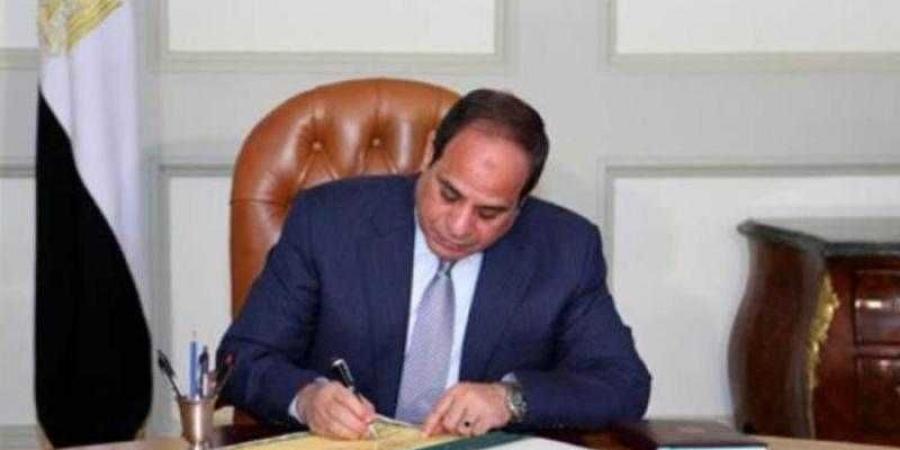 الرئيس السيسى يوقع قانون رقم 14 لسنة 2025 بإصدار قانون العمل - الكويت الاخباري