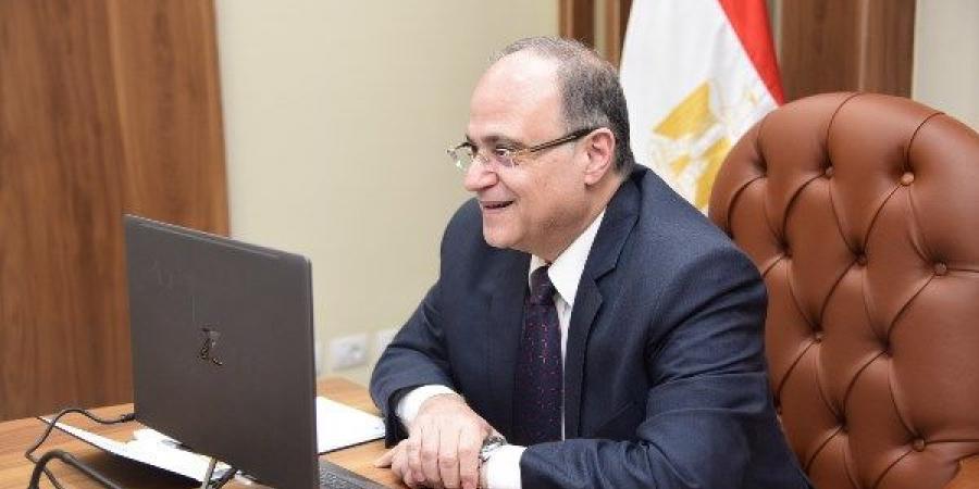 لبحث التعاون المشترك.. رئيس هيئة الدواء يعقد اجتماعا افتراضيا مع نظيره الزامبي - الكويت الاخباري