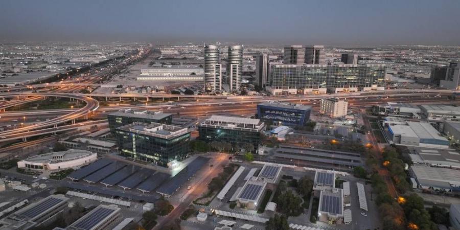 «جافزا» تعتزم استثمار 8.5 مليار درهم في البنية التحتية والمرافق اللوجستية - الكويت الاخباري