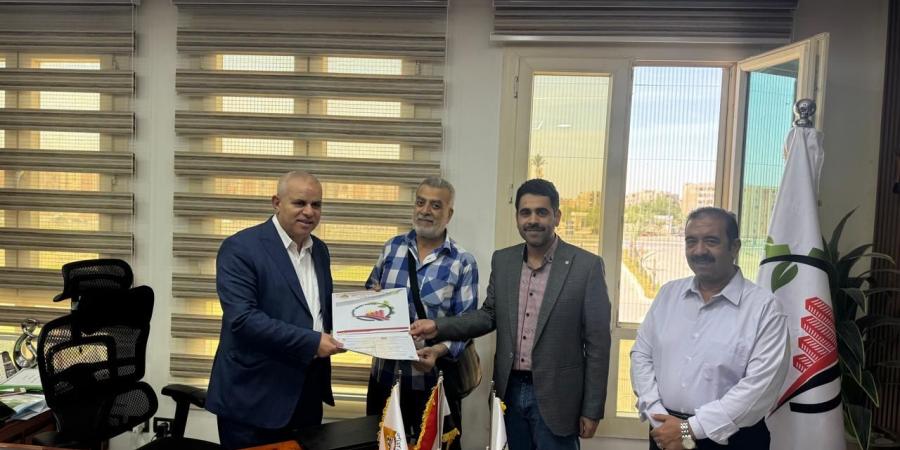  تسليم أول رخصة بناء بمنطقة الأمل في العبور الجديدة .. صور - الكويت الاخباري