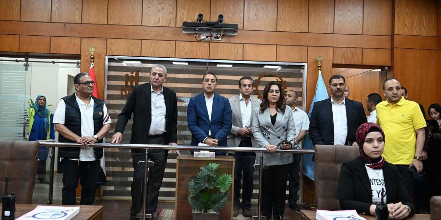 مدبولي يتفقد مركز سيطرة الشبكة الوطنية للطوارئ بديوان الغربية - الكويت الاخباري