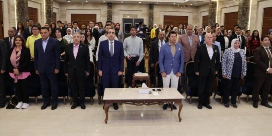 وزير الشباب والرياضة ونائب محافظ الإسماعيلية يشهدان ختام القمة المصرية الأوروبية للقيادات الشبابية الإعلامية في نسختها الرابعة - الكويت الاخباري