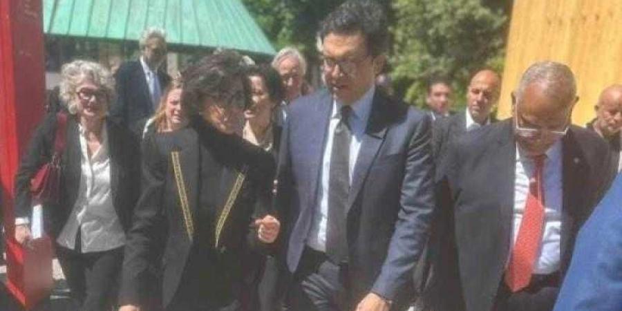 وزير الثقافة يصطحب نظيرته الفرنسية في جولة بالجناح المصري في بينالي فينيسيا للعمارة - الكويت الاخباري