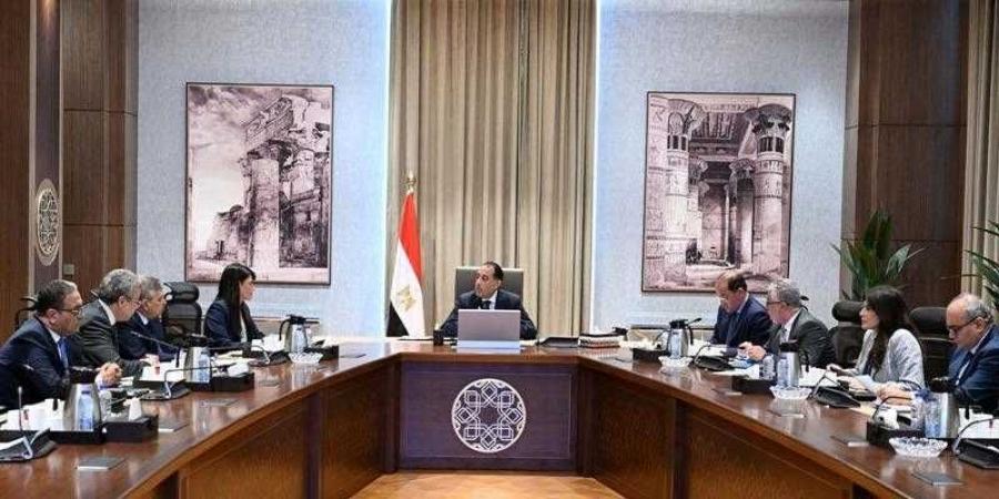 رئيس الوزراء يتابع جُهود إصلاح وإعادة هيكلة الهيئات الاقتصادية - الكويت الاخباري