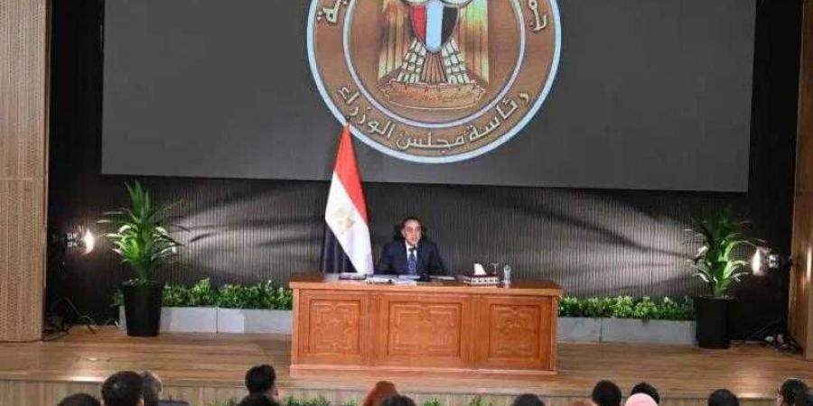 مدبولي يستقبل 150 شابًا وفتاة من 80 دولة ضمن النسخة الخامسة من ”منحة ناصر للقيادة الدولية” - الكويت الاخباري