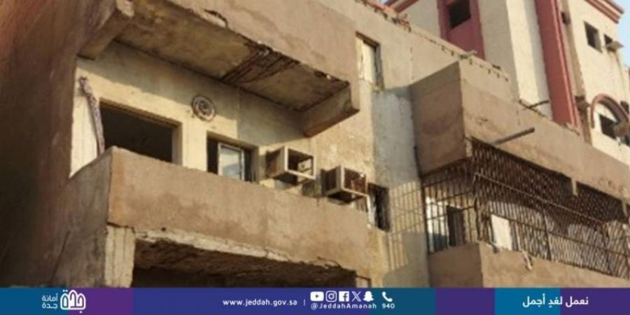 أمانة جدة تبدأ فصل الخدمات عن مبان آيلة للسقوط في الفيصلية والربوة والفاروق - الكويت الاخباري