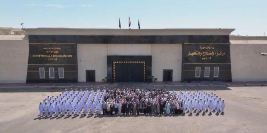الداخلية تنظم زيارات لأولياء أمور طلاب كلية الشرطة لمراكز الإصلاح والتأهيل |فيديو - الكويت الاخباري