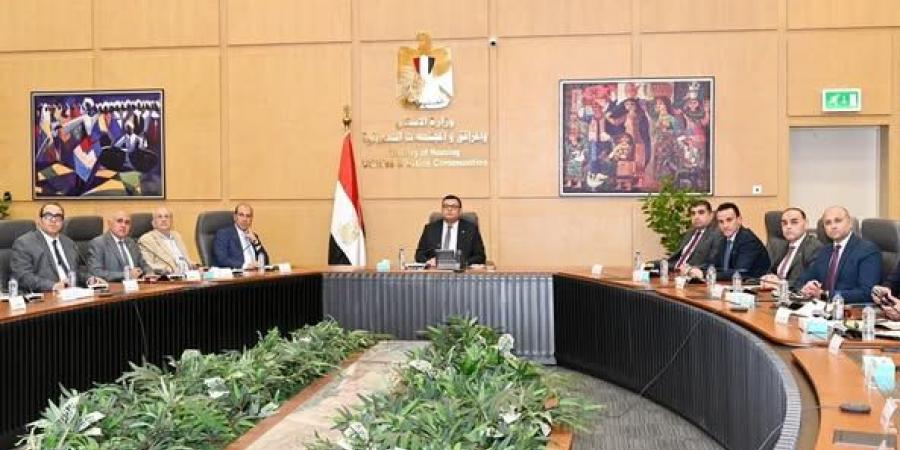 وزير الإسكان يتابع مشروع تطوير موقع التجلي الأعظم بسيناء - الكويت الاخباري