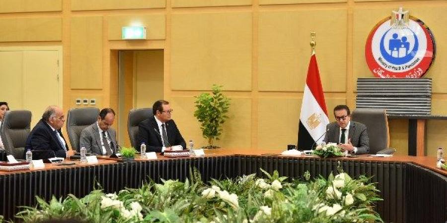 وزير الصحة يترأس أولى اجتماعات الاستراتيجية الوطنية الشاملة لسلامة المرضى - الكويت الاخباري