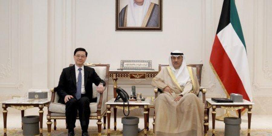 ولي العهد الكويتي يستقبل رئيس منطقة هونغ كونغ الإدارية بمناسبة زيارته للبلاد - الكويت الاخباري