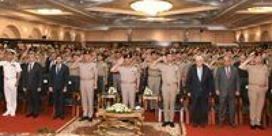 القائد العام للقوات المسلحة وزير الدفاع والإنتاج الحربى يشهد إفتتاح المؤتمر الدولى العلمى للكلية الفنية العسكرية لعام 2025 - الكويت الاخباري