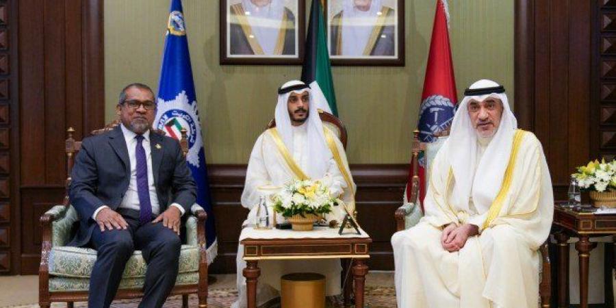 الكويت.. رئيس مجلس الوزراء بالإنابة يبحث مع وزير خارجية المالديف العلاقات الثنائية وقضايا إقليمية ودولية - الكويت الاخباري