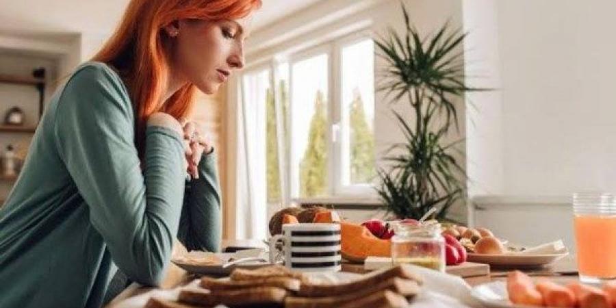 نشرة المراة والمنوعات| بابا الفاتيكان الجديد أعاده.. اعرف سر ارتداء الحذاء الأحمر في الكنيسة الأم.. تحذير عاجل من 5 أطعمة غير متوقعة تصيبك بمرض خطير.. ماسك الطماطم ليلا لعلاج البشرة - الكويت الاخباري