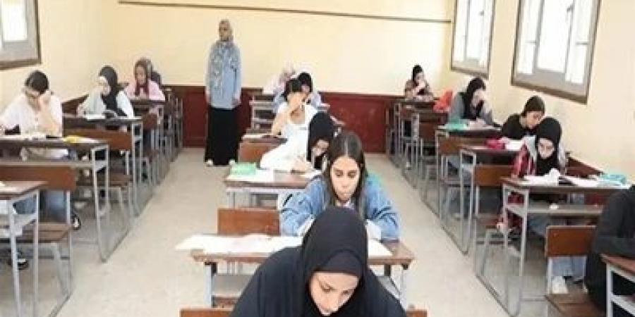 نموذج استرشادى لامتحان العربي للشهادة الإعدادية بنظام البوكليت - الكويت الاخباري